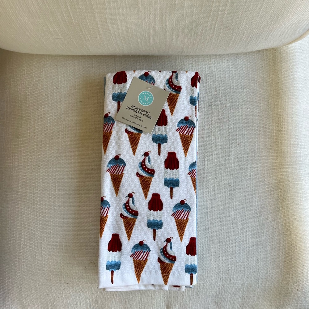 Martha Stewart Patriotic BombPop Kitchen Towel Set